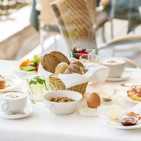 Dominik Alpine Wellness - Adults Only 4* Μπρεσανόνε
