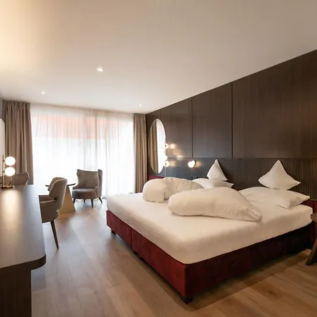 Dominik Alpine Wellness - Adults Only 4* Μπρεσανόνε